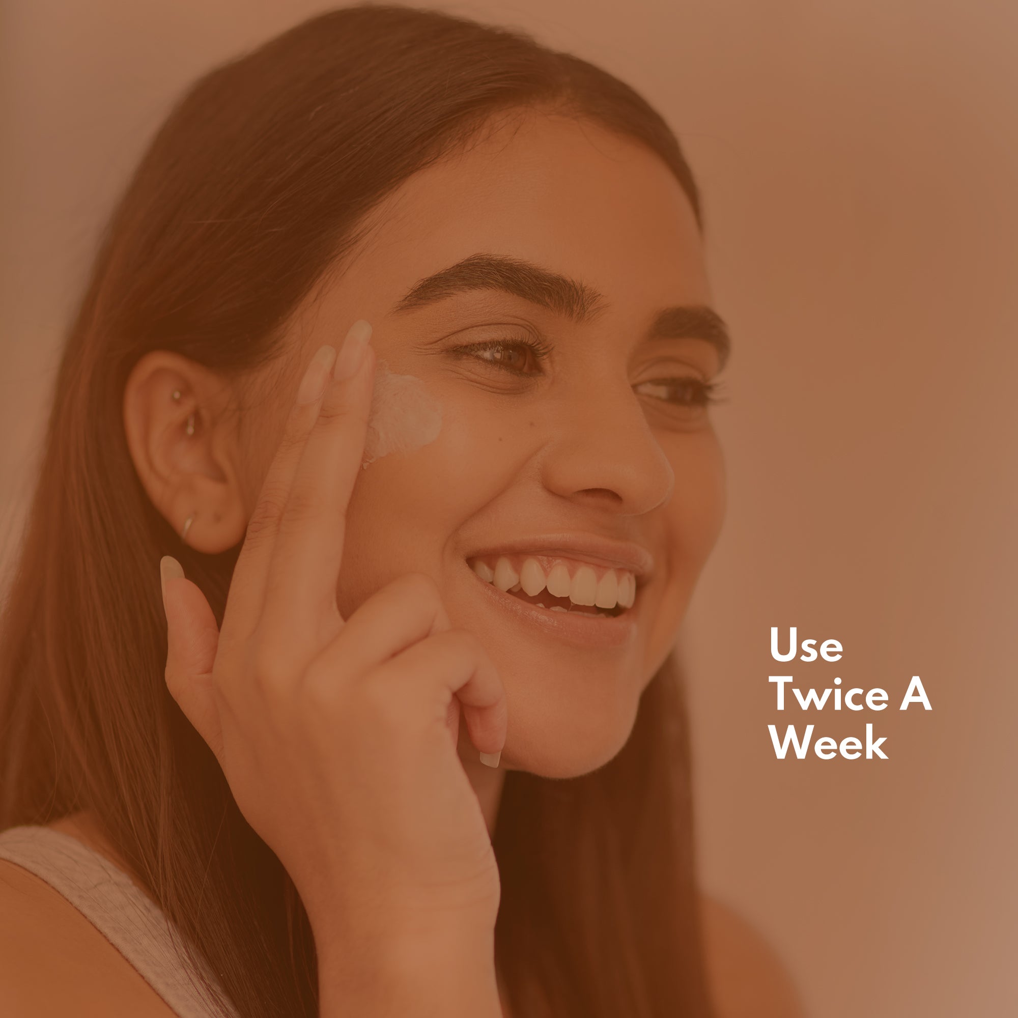 Kumkumadi & Donkey Illuminating Clay Mask with Niacinamide + Vitamin C - Wildflower Naturals